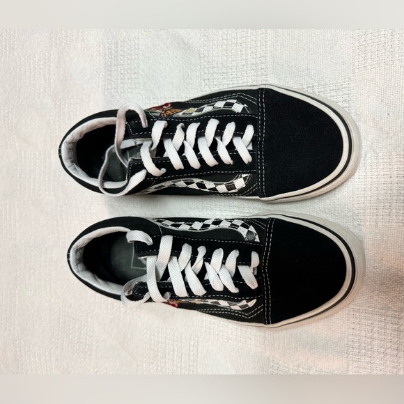 Vans X Embroidered Cherry Butterfly Old Skool Checkered Shoes Womens Size 6.5 - Picture 4 of 9